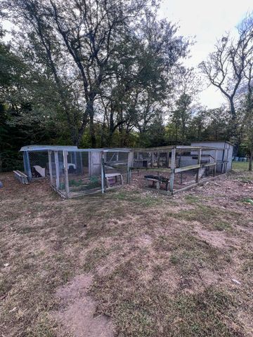 24723 County Road 211, Flemington, MO 65650