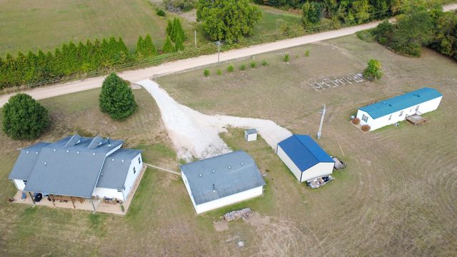 24723 County Road 211, Flemington, MO 65650