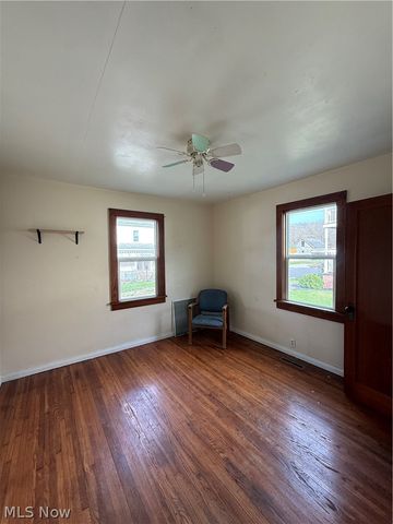 104 Arvilla Road, Friendly, WV 26170