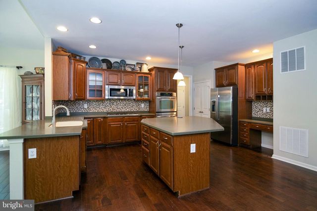 213 CHERRY TREE CT, Franklinville, NJ 08322