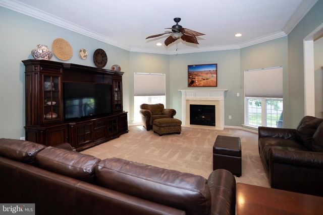 213 CHERRY TREE CT, Franklinville, NJ 08322