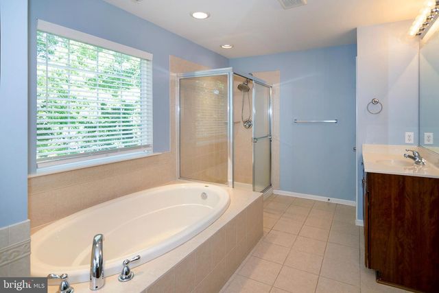 213 CHERRY TREE CT, Franklinville, NJ 08322