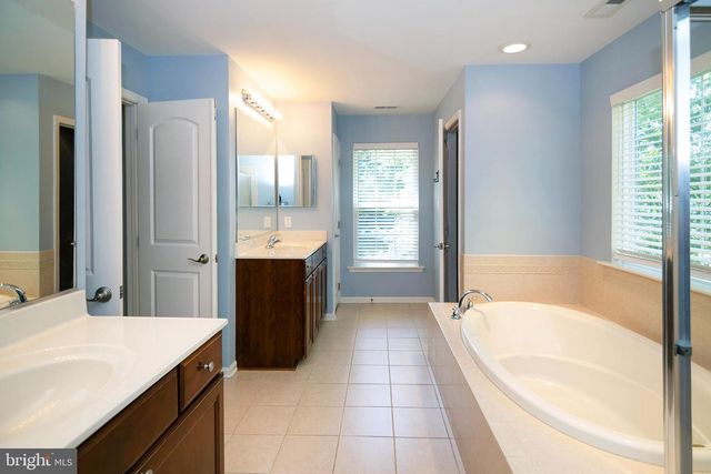 213 CHERRY TREE CT, Franklinville, NJ 08322