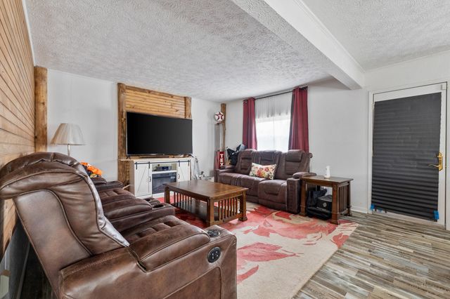 217 Nova Street, Huntington, WV 25705