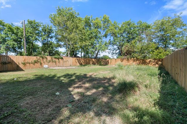 717 Alice Street, Mexia, TX 76667