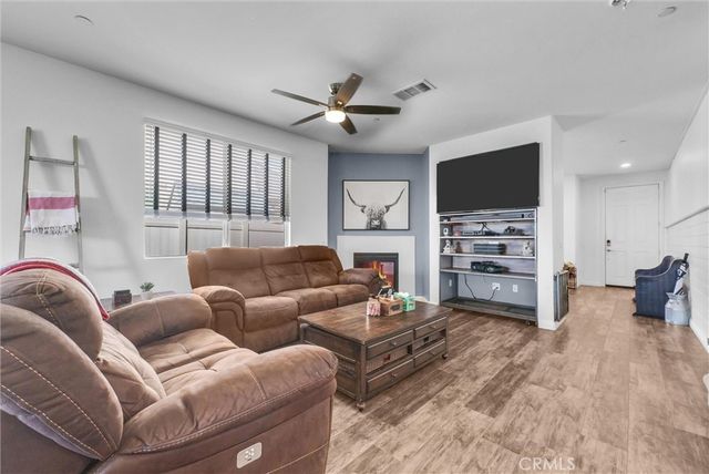 3964 Rosena Ranch, San Bernardino, CA 92407