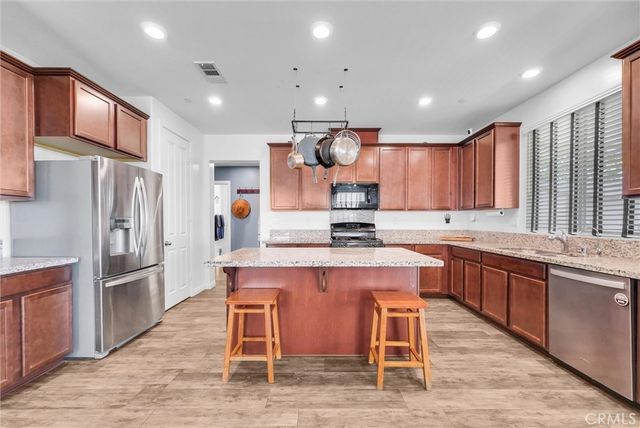 3964 Rosena Ranch, San Bernardino, CA 92407