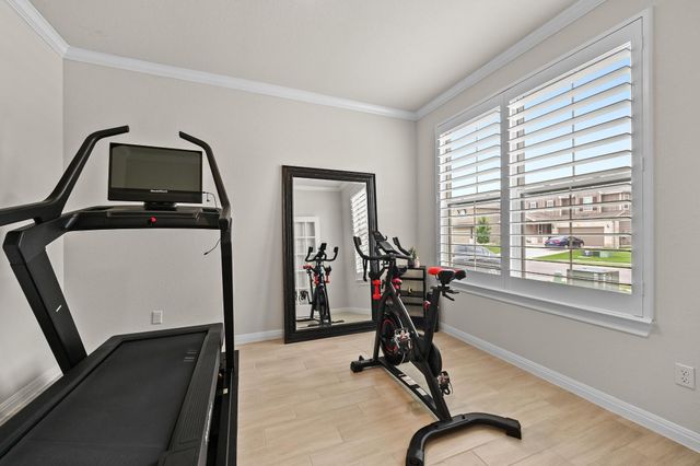 261 Purple Heart DR, Buda, TX 78610