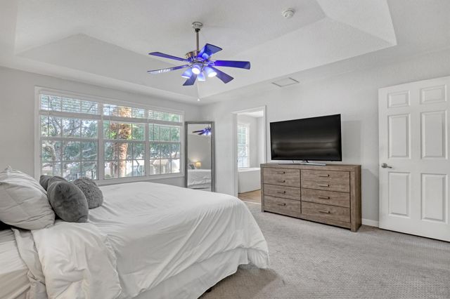 8066 Murano Circle, Palm Beach Gardens, FL 33418