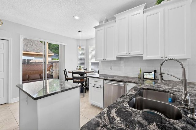 1400 HOLLY GLEN RUN, Apopka, FL 32703