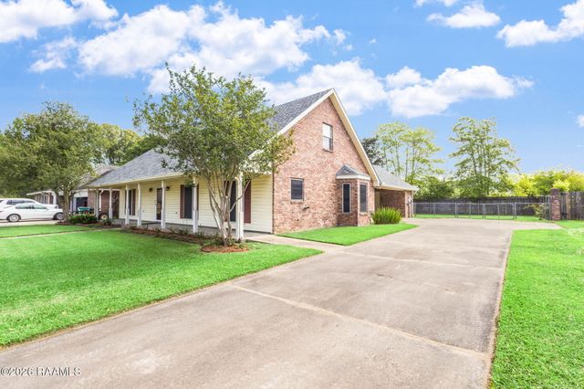 2315 Starling Drive, Opelousas, LA 70570
