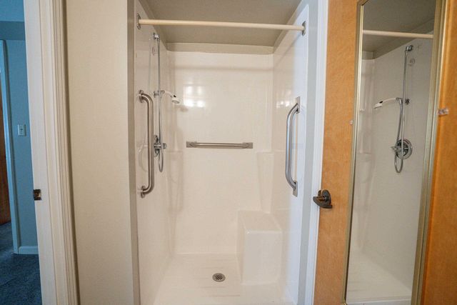 3589 Covington Pike Apt 222, Memphis, TN 38128