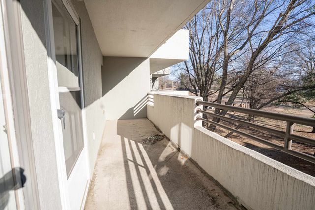 3589 Covington Pike Apt 222, Memphis, TN 38128