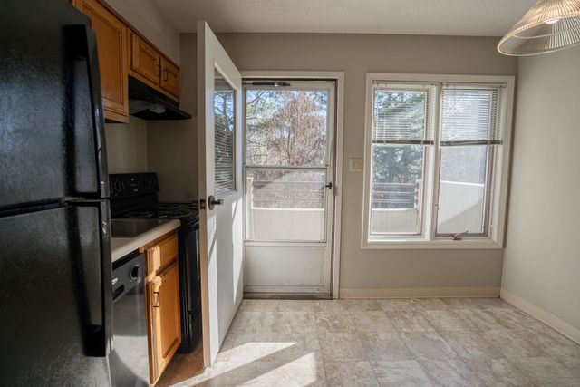 3589 Covington Pike Apt 222, Memphis, TN 38128