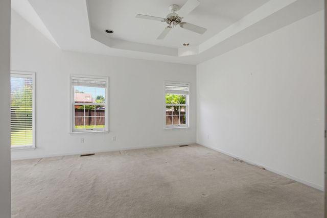 105 Green Tree Ct, Columbia, TN 38401