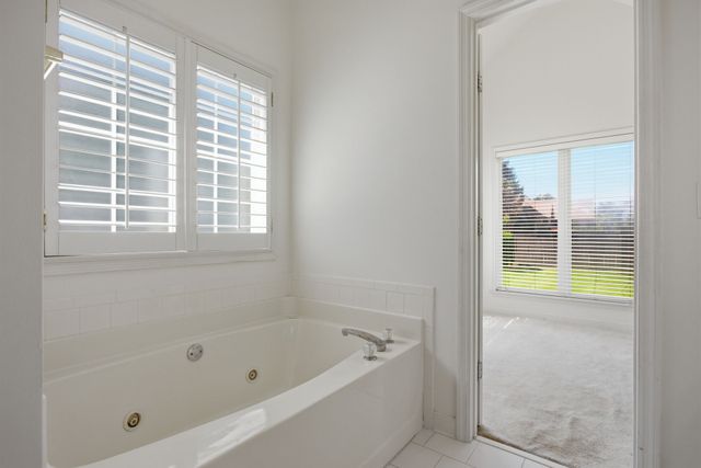 105 Green Tree Ct, Columbia, TN 38401