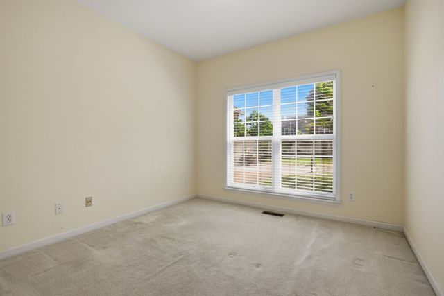 105 Green Tree Ct, Columbia, TN 38401