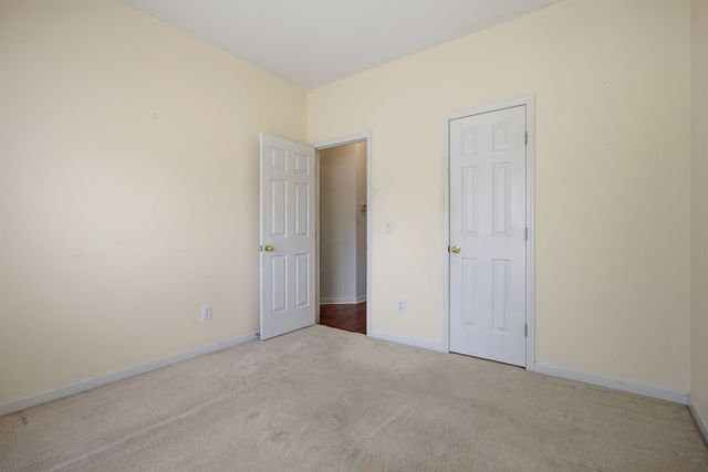 105 Green Tree Ct, Columbia, TN 38401