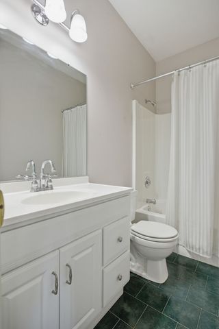 105 Green Tree Ct, Columbia, TN 38401