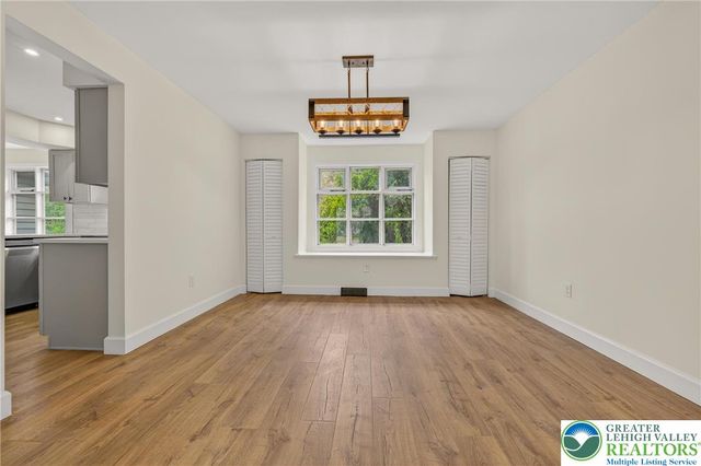 1800 Eastman Avenue, Bethlehem City, PA 18018