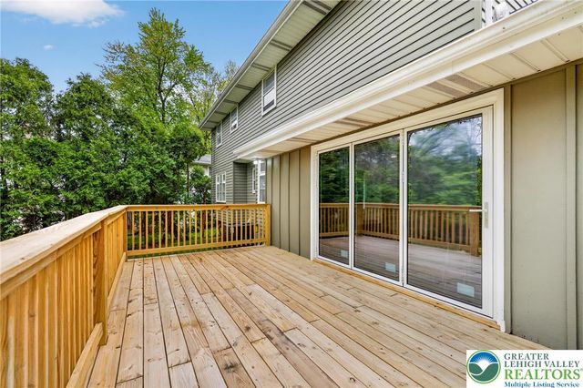 1800 Eastman Avenue, Bethlehem City, PA 18018