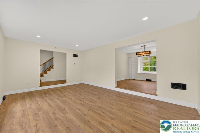 1800 Eastman Avenue, Bethlehem City, PA 18018