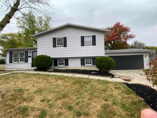 3411 Charlotte Avenue, Fort Wayne, IN 46805