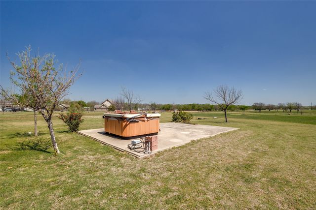 7595 Fm 156, Sanger, TX 76266