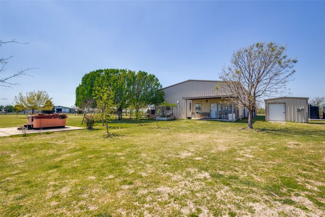 7595 Fm 156, Sanger, TX 76266