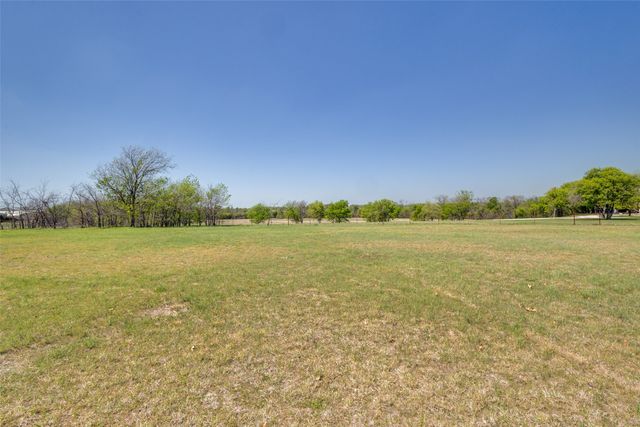 7595 Fm 156, Sanger, TX 76266