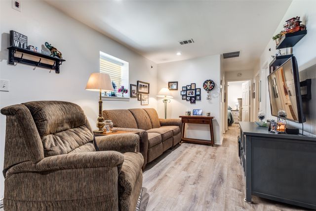 7595 Fm 156, Sanger, TX 76266