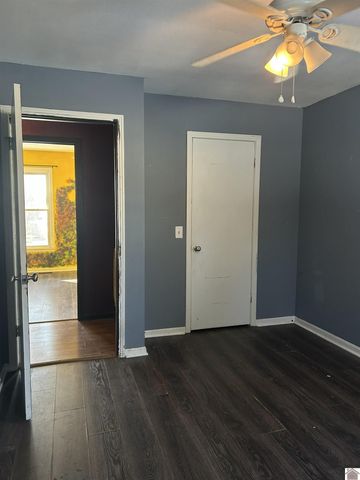 102 N 18th Street, Murray, KY 42071