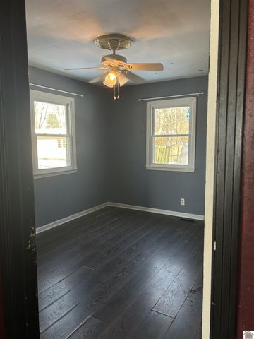 102 N 18th Street, Murray, KY 42071