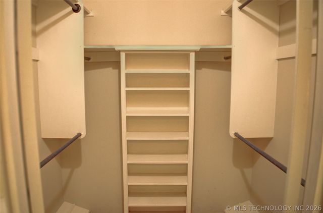 2112 E 59th Street B6, Tulsa, OK 74105