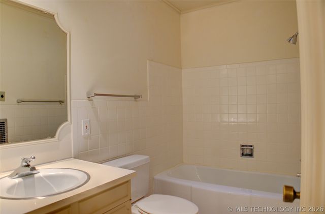 2112 E 59th Street B6, Tulsa, OK 74105