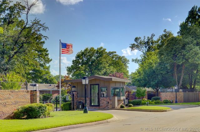 2112 E 59th Street B6, Tulsa, OK 74105