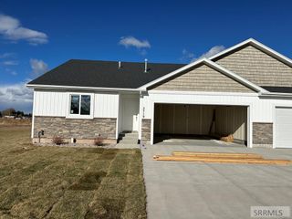 3719 E Victorious Cir, Idaho Falls, ID 83401