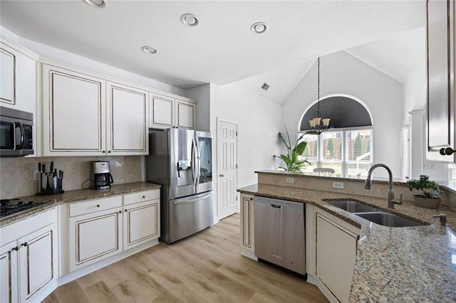 2648 Ives NW Way, Kennesaw, GA 30152