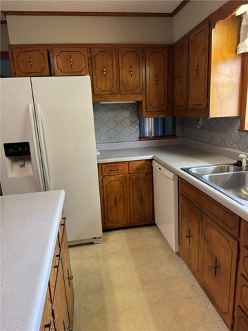 3104 N Frankfort Avenue, Russellville, AR 72802