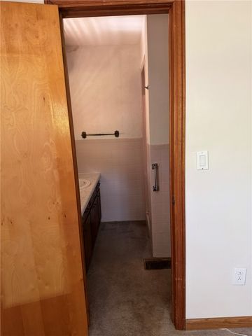 3104 N Frankfort Avenue, Russellville, AR 72802