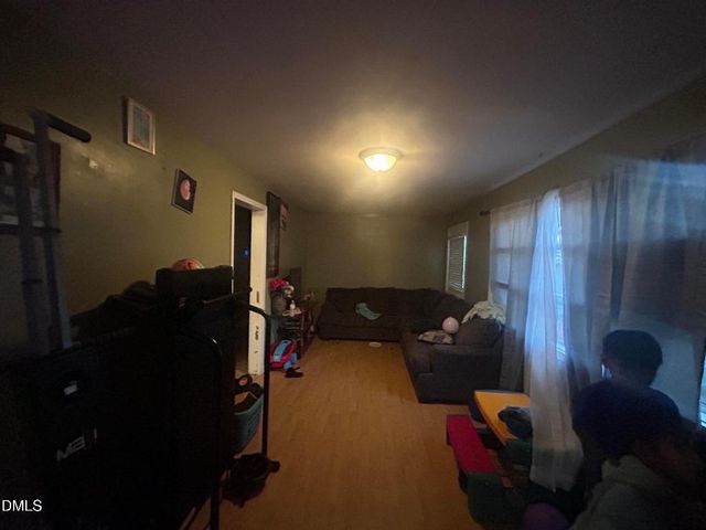 605 N Fayetteville Avenue, Dunn, NC 28334