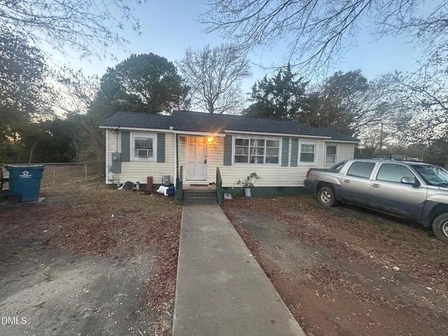 605 N Fayetteville Avenue, Dunn, NC 28334