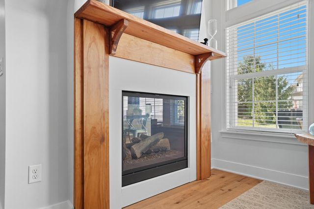 5049 Dinard Way, Columbus, OH 43221