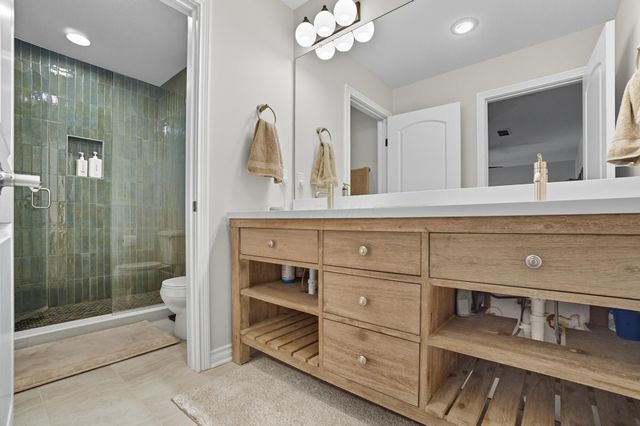 5049 Dinard Way, Columbus, OH 43221