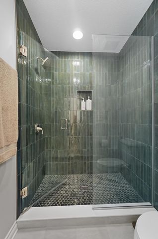 5049 Dinard Way, Columbus, OH 43221