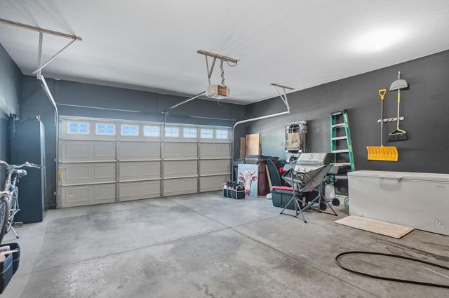 5049 Dinard Way, Columbus, OH 43221