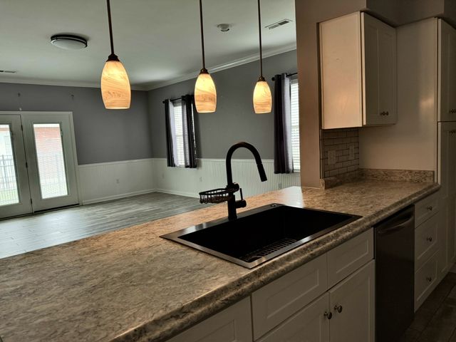 103 Horseshoe Ct, Shelbyville, TN 37160