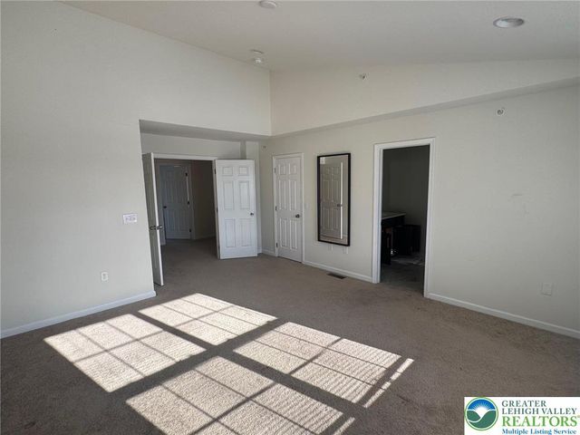 1456 Caspian Street, South Whitehall Twp, PA 18104