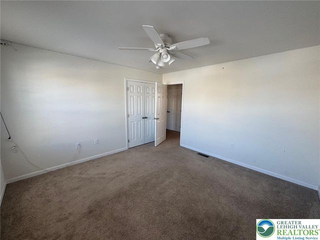 1456 Caspian Street, South Whitehall Twp, PA 18104