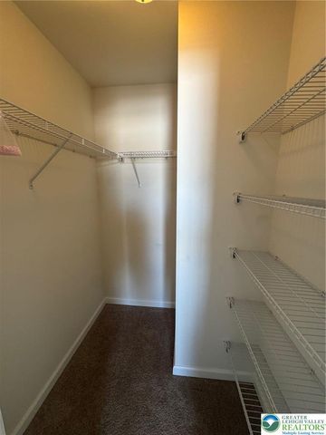 1456 Caspian Street, South Whitehall Twp, PA 18104